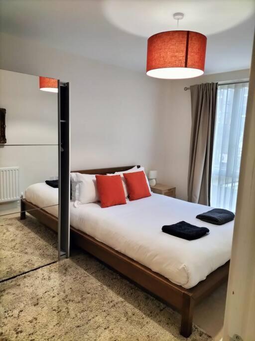 Апартаменты Spacious 2-bedroom In Location, Modern Amenities, Walking Distance To Attractions *
