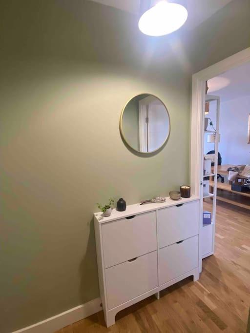 Spacious 2-bedroom In Location, Modern Amenities, Walking Distance To Attractions Apartment *